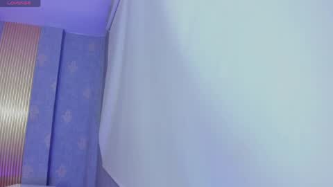 laulin_tay online show from June 2026 03:18:01 AM