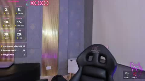 laulin_tay online show from July 2026 03:02:01 AM