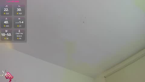 laulin_tay online show from July 2026 03:54:02 AM