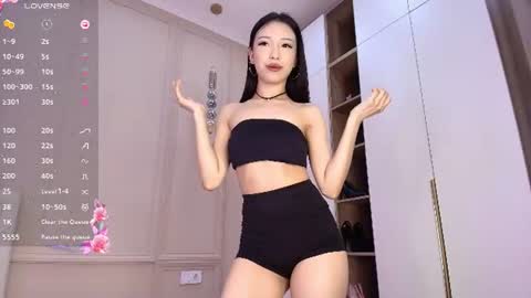 Lauma online show from July 2026 03:34:02 AM