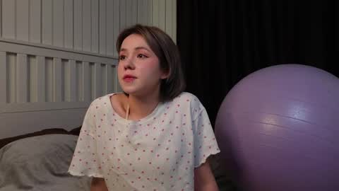 Snapshot of launakohan chatting on October 2025 06:19:01 PM Kylie online show from October 2025 06:19:01 PM