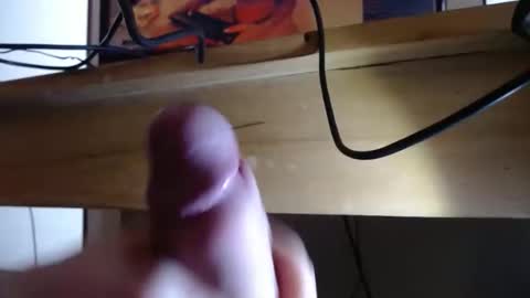 Snapshot of launeeee1 chatting on October 2025 05:30:01 PM launeeee1 online show from October 2025 05:30:01 PM