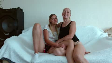 LAURA  ANNA online show from July 2026 06:42:02 AM