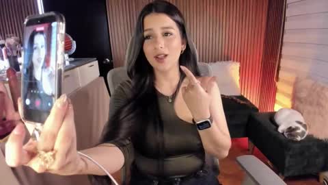Snapshot of laura__cruz chatting on March 2026 04:16:01 AM laura cruz online show from March 2026 04:16:01 AM