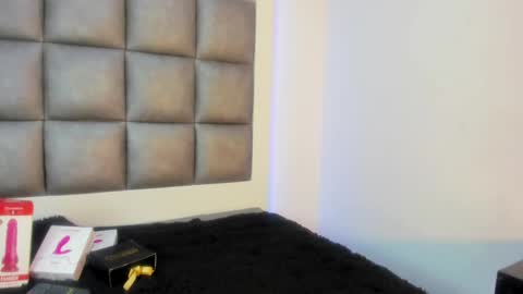 Snapshot of laura__js_ chatting on September 2025 03:50:01 PM laura__js_ online show from September 2025 03:50:01 PM