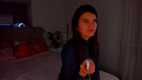 Laura online show from December 2024 06:20:02 AM