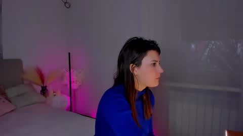 Laura online show from February 2025 09:30:01 AM