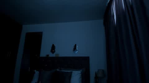   online show from February 2025 08:52:02 PM