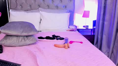   online show from February 2025 01:55:02 AM