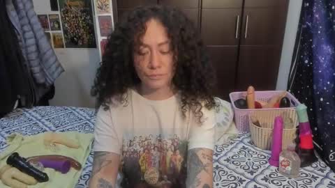 Snapshot of laura_anal_ chatting on January 2026 07:26:02 PM Wen online show from January 2026 07:26:02 PM