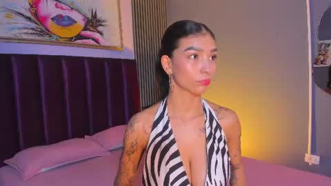 Laura online show from July 2026 12:11:01 PM
