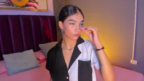 Laura online show from July 2026 12:14:02 PM