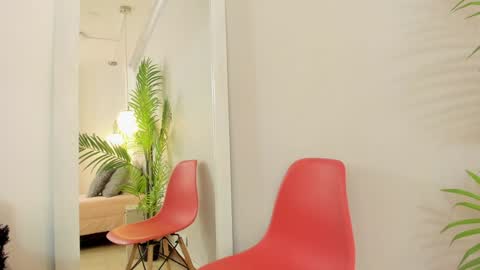 Laura Bonnet  online show from January 2025 04:58:01 AM