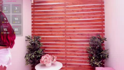 Laura Bonnet  online show from September 2025 03:01:02 PM