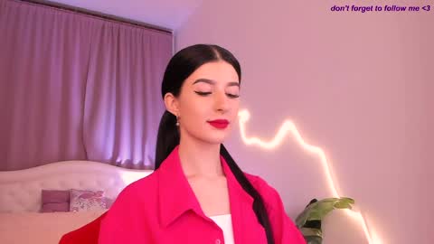 Laura online show from May 2026 08:38:02 PM