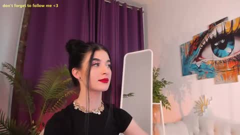 Laura online show from June 2026 12:32:02 AM