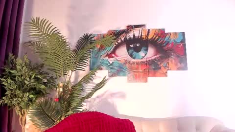 Laura online show from July 2026 09:17:01 PM