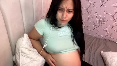 Snapshot of laura_d23 chatting on February 2025 03:06:01 AM laura online show from February 2025 03:06:01 AM