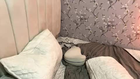 Snapshot of laura_d23 chatting on February 2025 05:29:02 AM laura online show from February 2025 05:29:02 AM