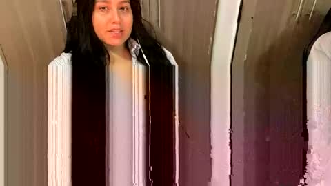 Snapshot of laura_d23 chatting on March 2025 12:53:01 AM laura online show from March 2025 12:53:01 AM