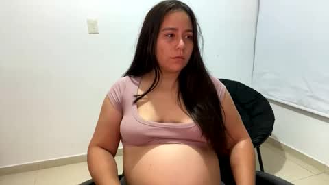 Snapshot of laura_d23 chatting on October 2025 11:57:01 PM laura online show from October 2025 11:57:01 PM