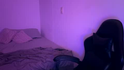 laura online show from March 2026 12:49:01 AM