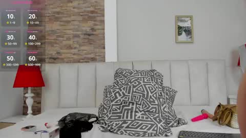laura latinhot online show from June 2026 08:58:01 PM