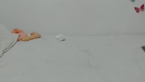 laura lovingxxx online show from November 2025 08:41:01 PM