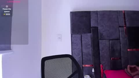 Laura Rose online show from January 2025 04:38:01 PM