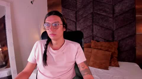 lauraagomezz__ online show from February 2025 03:23:02 PM