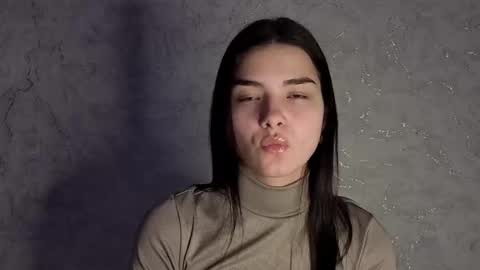 Snapshot of lauraback chatting on January 2026 12:20:02 PM Laura online show from January 2026 12:20:02 PM