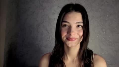 Snapshot of lauraback chatting on February 2026 08:29:02 AM Laura online show from February 2026 08:29:02 AM