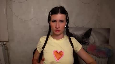 Laura online show from May 2026 08:51:02 AM