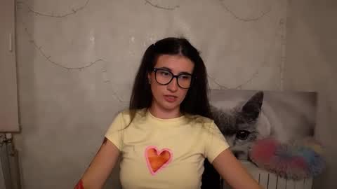 Laura online show from May 2026 08:12:02 AM