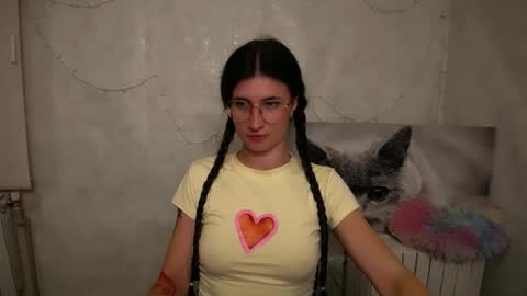 Laura online show from May 2026 07:05:02 AM
