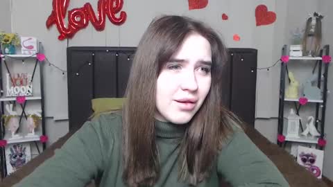 LauraHlot online show from February 2025 04:07:01 AM