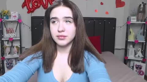 LauraHlot online show from February 2025 04:09:02 AM