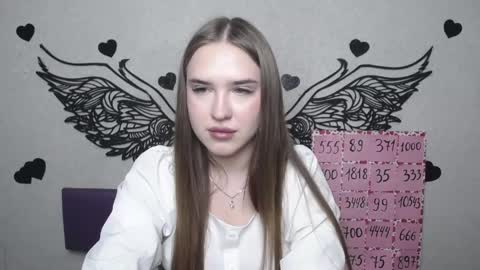 Snapshot of laurahlot chatting on April 2026 05:58:02 PM LauraHlot online show from April 2026 05:58:02 PM