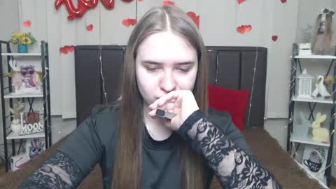 Snapshot of laurahlot chatting on April 2026 06:09:02 AM LauraHlot online show from April 2026 06:09:02 AM