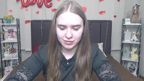 Snapshot of laurahlot chatting on May 2026 05:45:02 PM LauraHlot online show from May 2026 05:45:02 PM