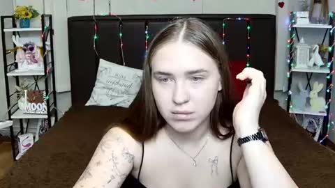LauraHlot online show from July 2026 05:54:02 AM