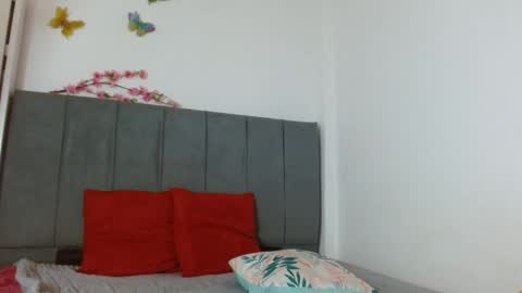 Laura online show from April 2026 11:21:01 AM