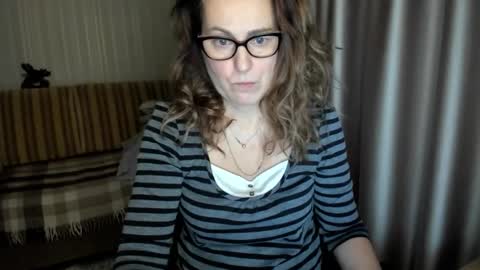 Lauraoven1 online show from January 2026 01:15:01 PM