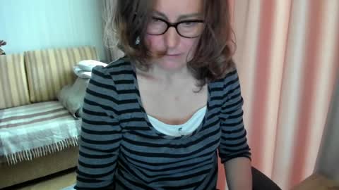 Lauraoven1 online show from May 2026 08:08:02 AM