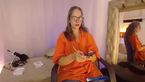 Laura Sofia online show from May 2026 02:17:01 AM