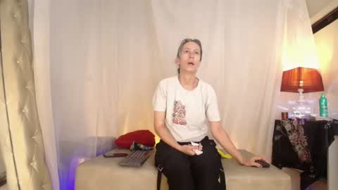 Laura Sofia online show from June 2026 11:25:01 AM