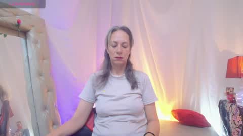 Laura Sofia online show from July 2026 08:10:01 AM