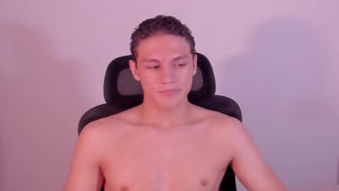 Laureent online show from March 2026 08:26:33 AM