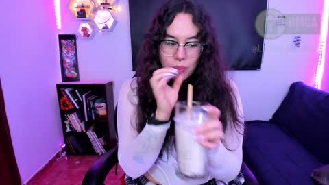 Snapshot of lauren_afrodita chatting on January 2025 05:00:02 AM Im Lauren independent model online show from January 2025 05:00:02 AM