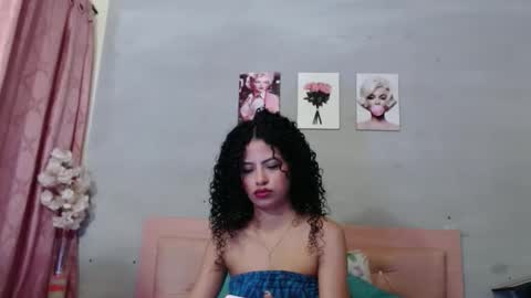 Sara online show from November 2025 12:11:01 PM